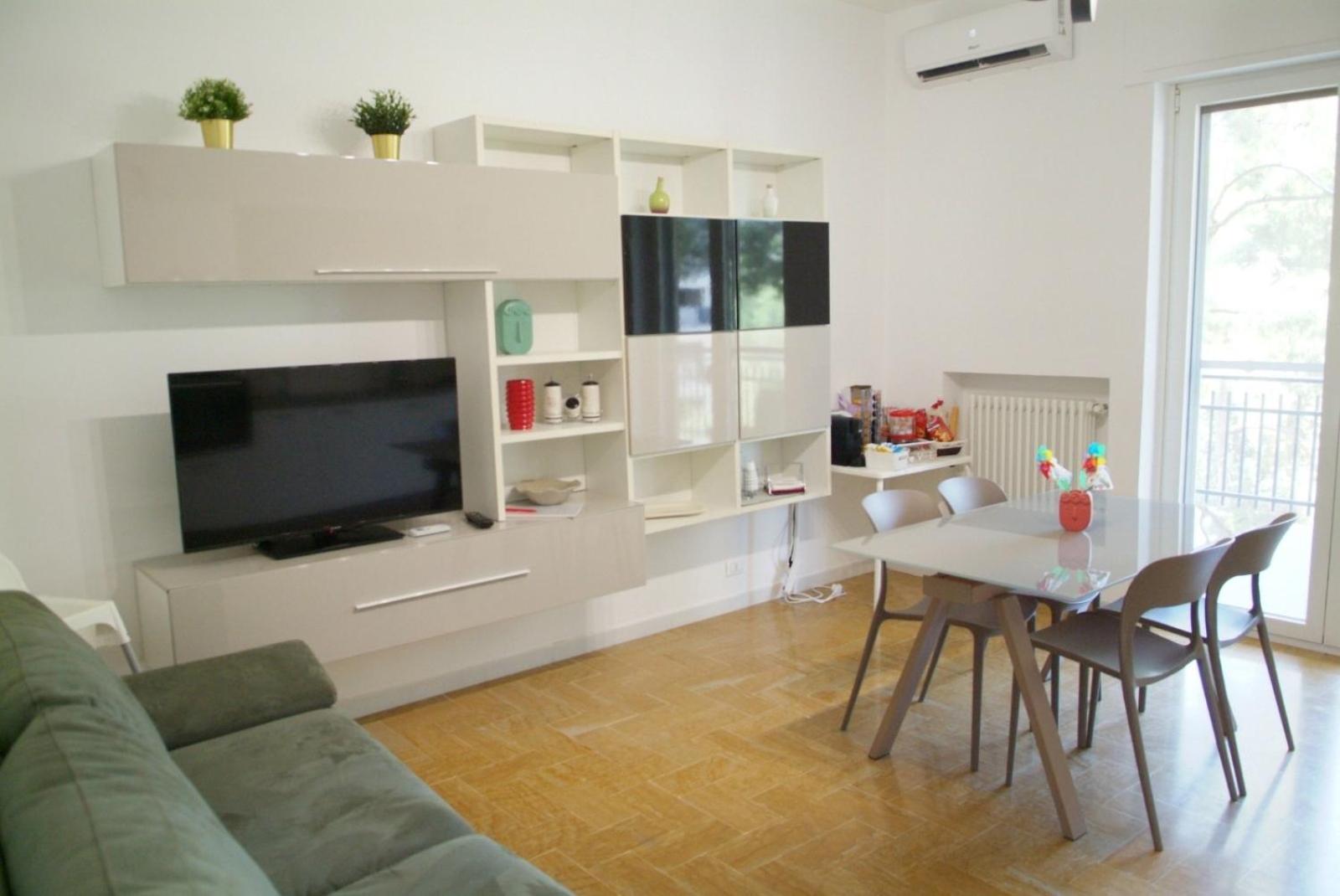La Casa Di Telen Zona Policlinico Oncologico E Villa De Grecis Бари Екстериор снимка